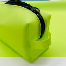 Carica l'immagine nel visualizzatore di Gallery, Vinile matte lime